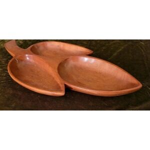 Leaf Shaped Wooden Divided Tray Catch-all Nature Woodsy Farmhouse Cabincore